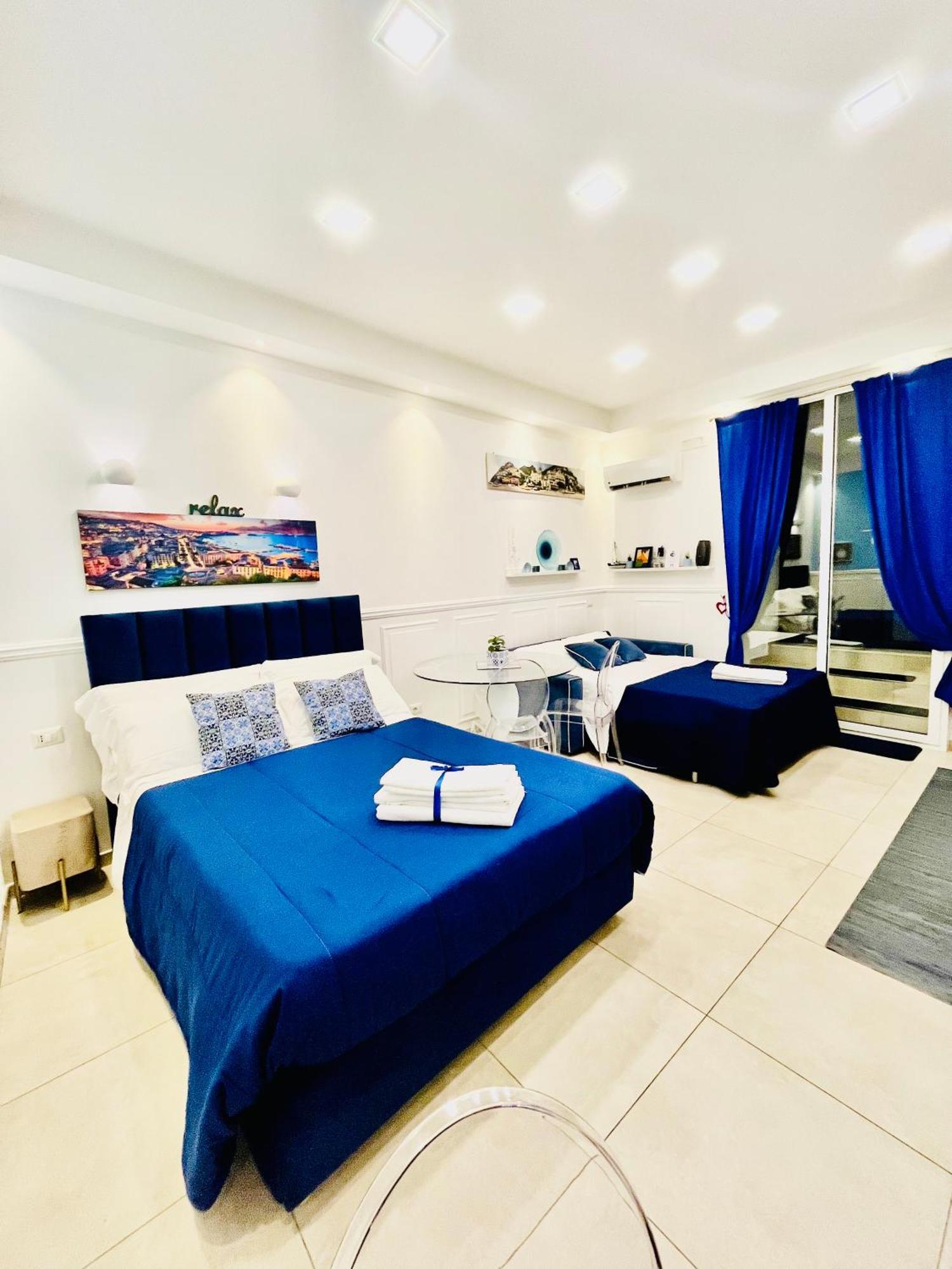 Donn'Anna Naples City Center Bagian luar foto