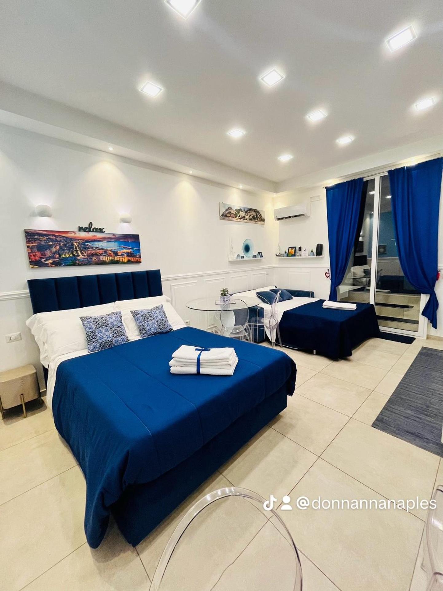 Donn'Anna Naples City Center Bagian luar foto