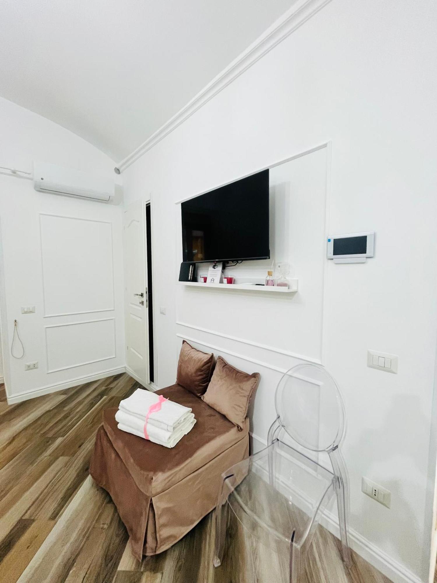 Donn'Anna Naples City Center Bagian luar foto